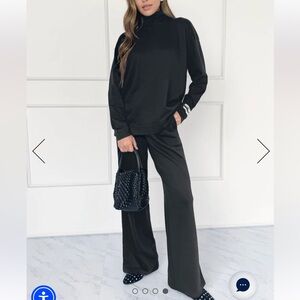 NWT Splendid x Cellajaneblog Mock Neck in Black